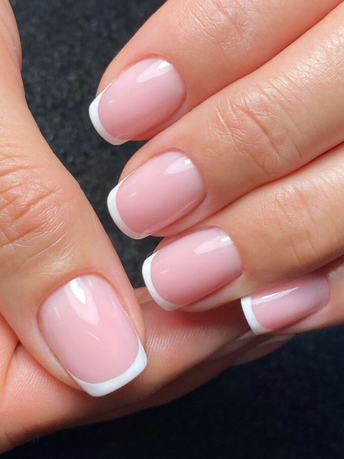 Manicure French Tips